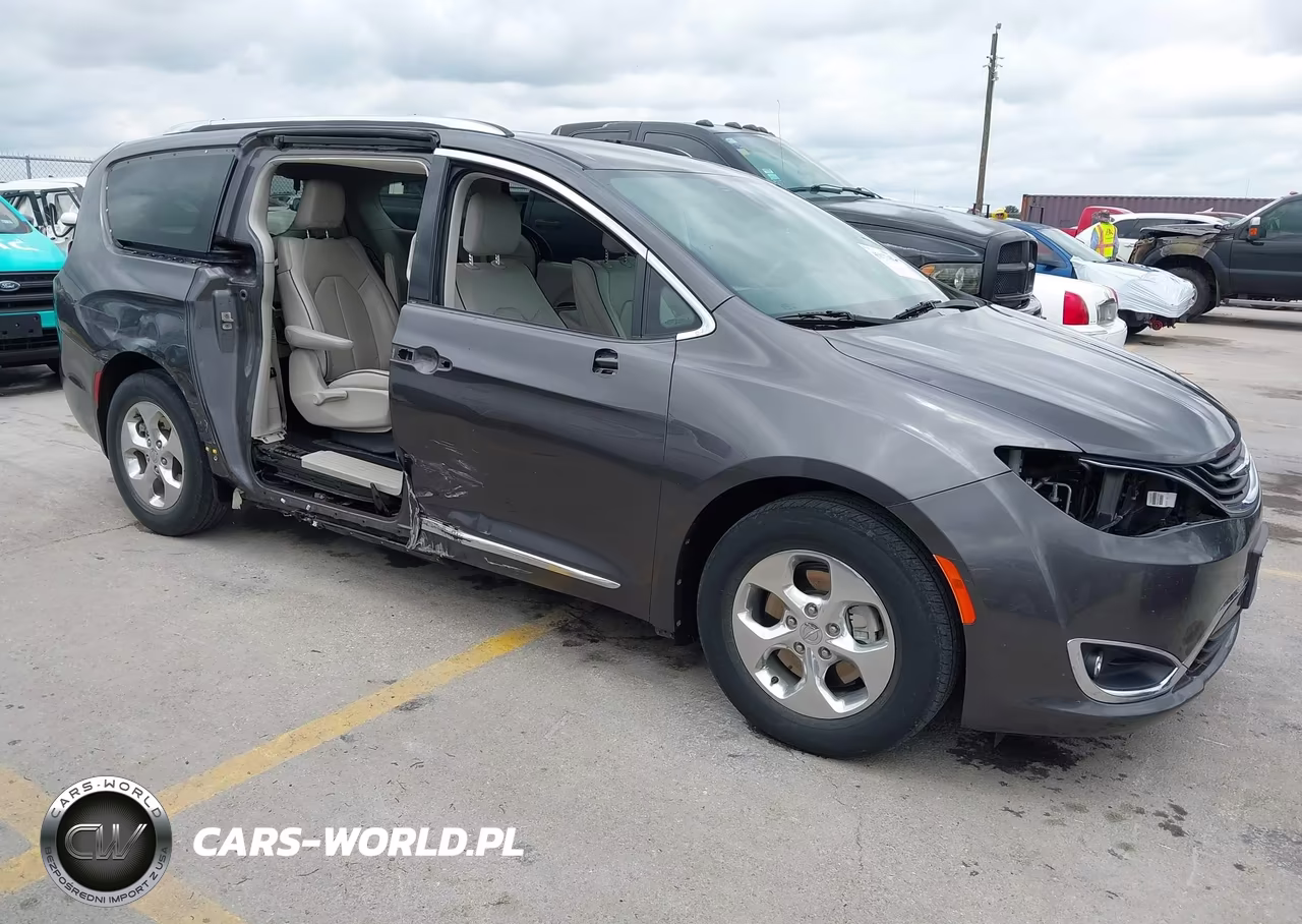 2018 Chrysler Pacifica Hybrid Limited – zdjęcie 1 z 19