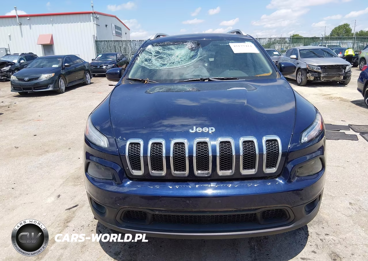 2016 Jeep Cherokee Latitude VIN:1C4PJMCB4GW285941 - 12