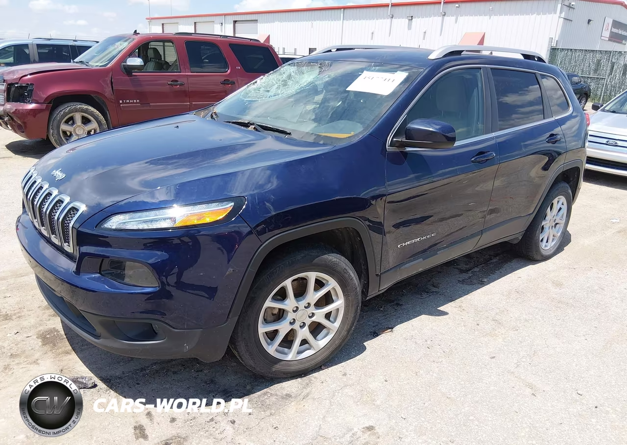 2016 Jeep Cherokee Latitude VIN:1C4PJMCB4GW285941 - 2