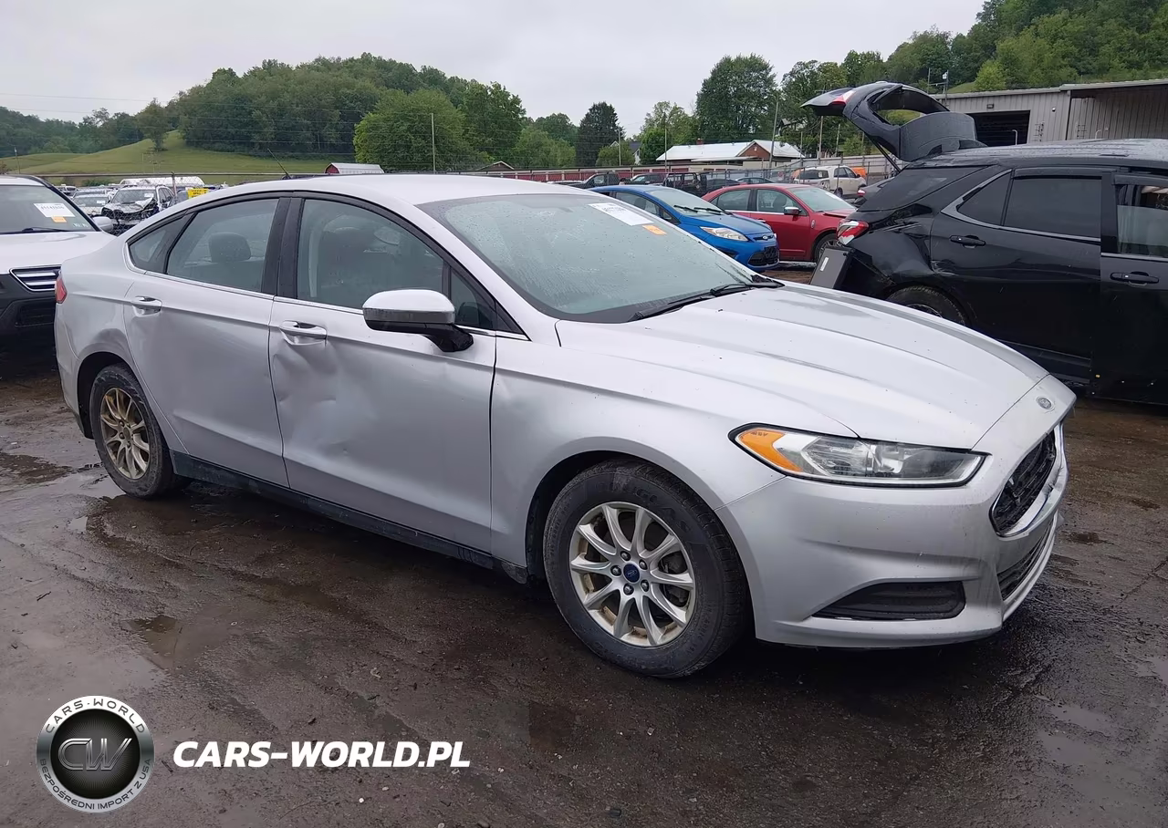 2015 Ford Fusion S – zdjęcie 1 z 11