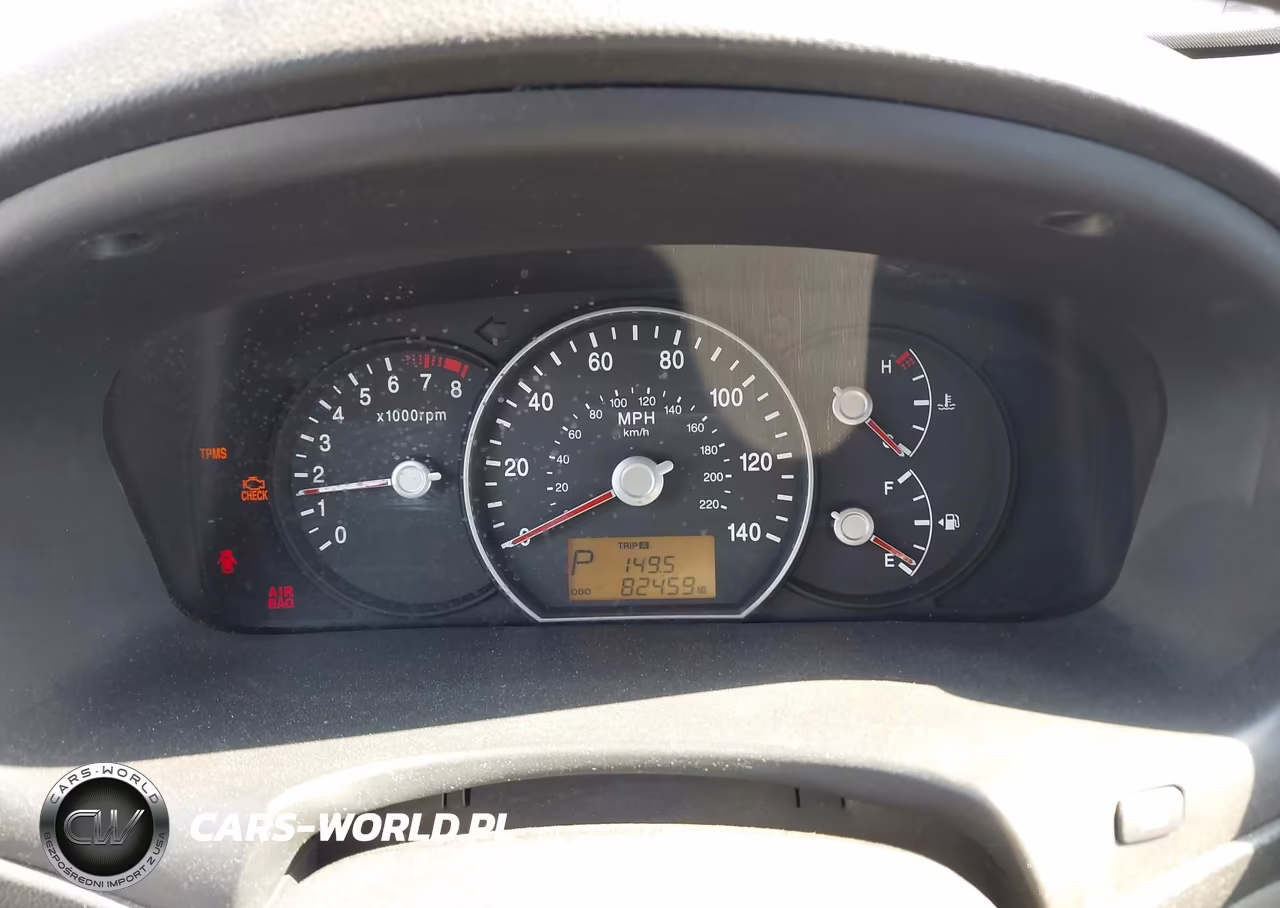 2008 Kia Rondo Lx V6 VIN:KNAFG526687135827 - 7