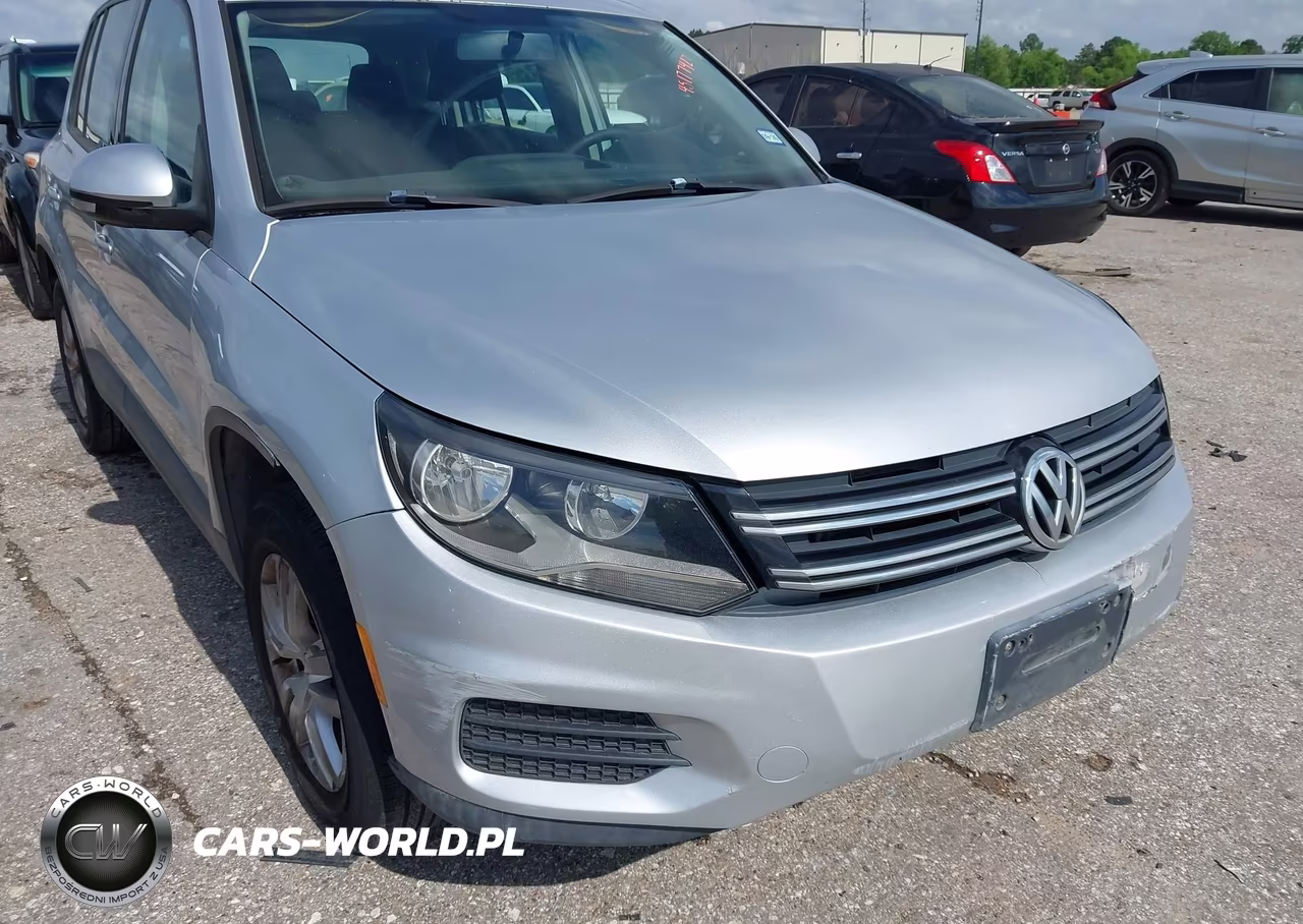 2012 Volkswagen Tiguan S VIN:WVGAV7AX7CW589345 - 13