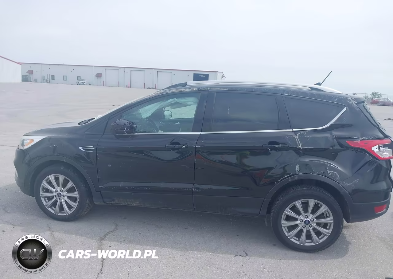 2018 Ford Escape Titanium VIN:1FMCU9J92JUA91880 - 13