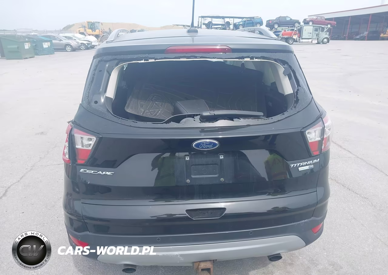 2018 Ford Escape Titanium VIN:1FMCU9J92JUA91880 - 15
