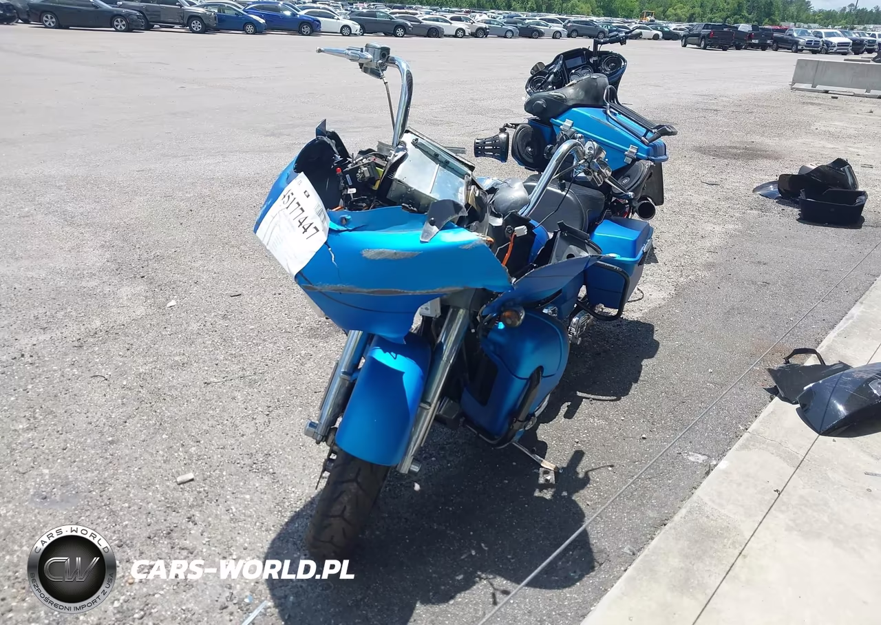 2011 Harley-Davidson Fltruse VIN:1HD1TA810BB956552 - 2