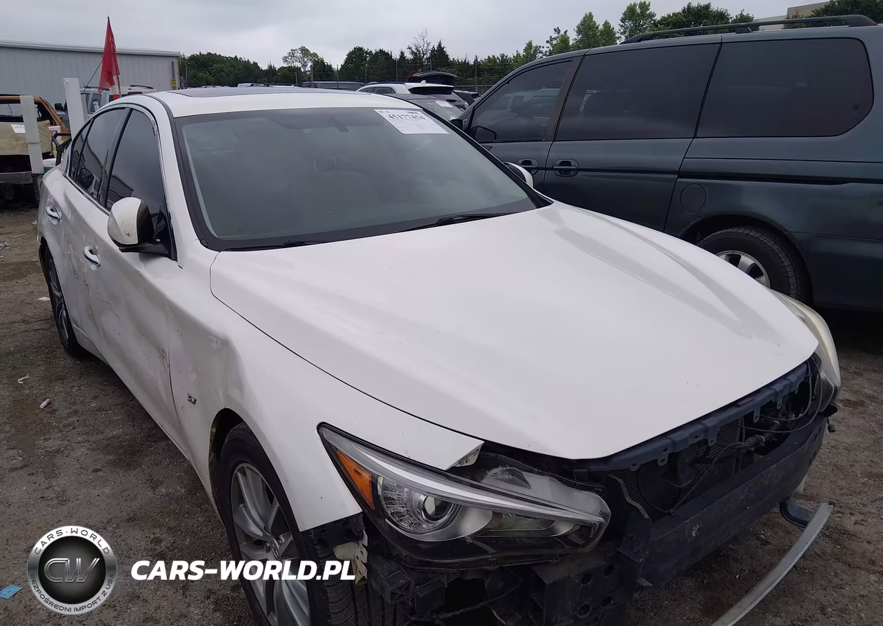 2015 Infiniti Q50 Premium