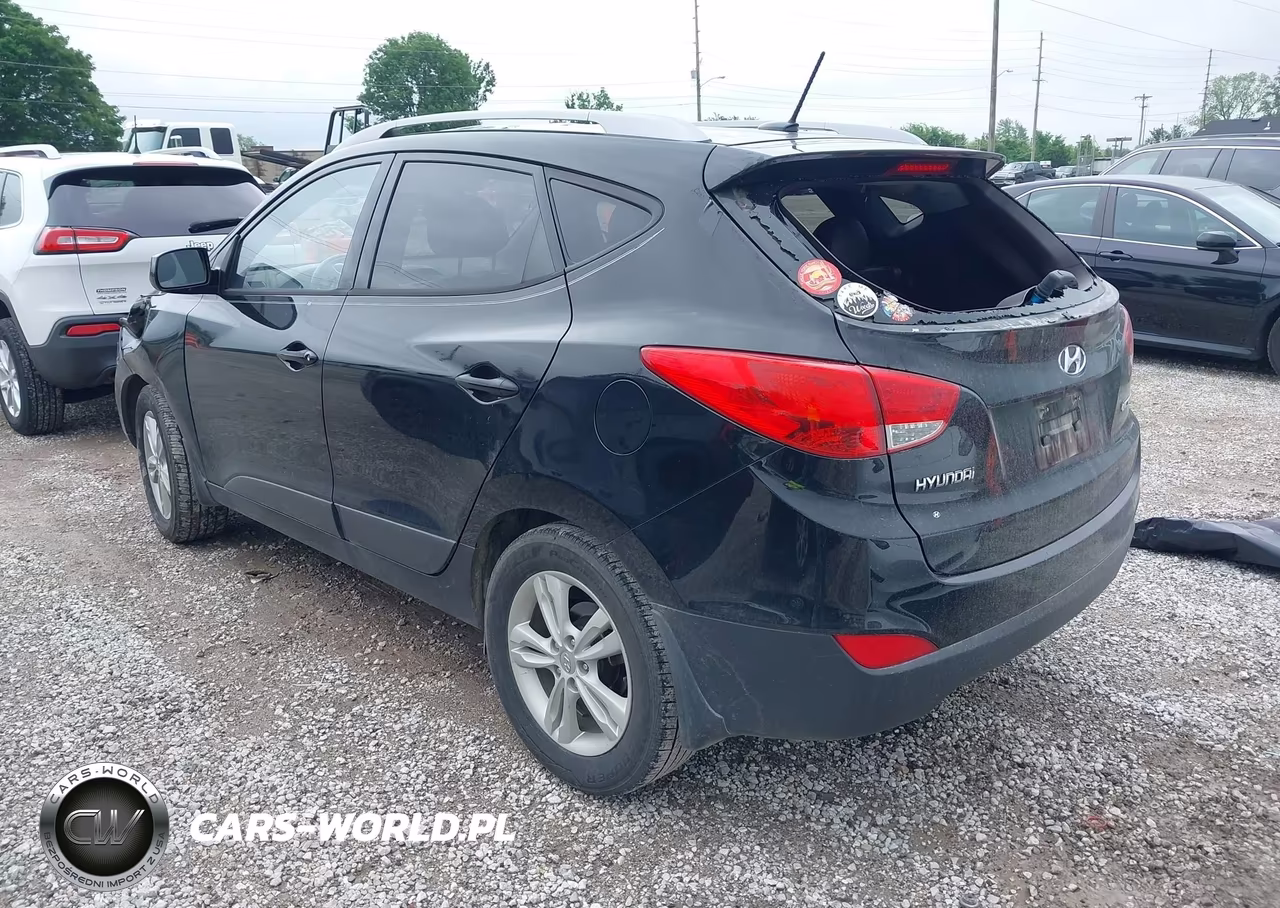 2011 Hyundai Tucson Gls VIN:KM8JU3AC4BU124783 - 3