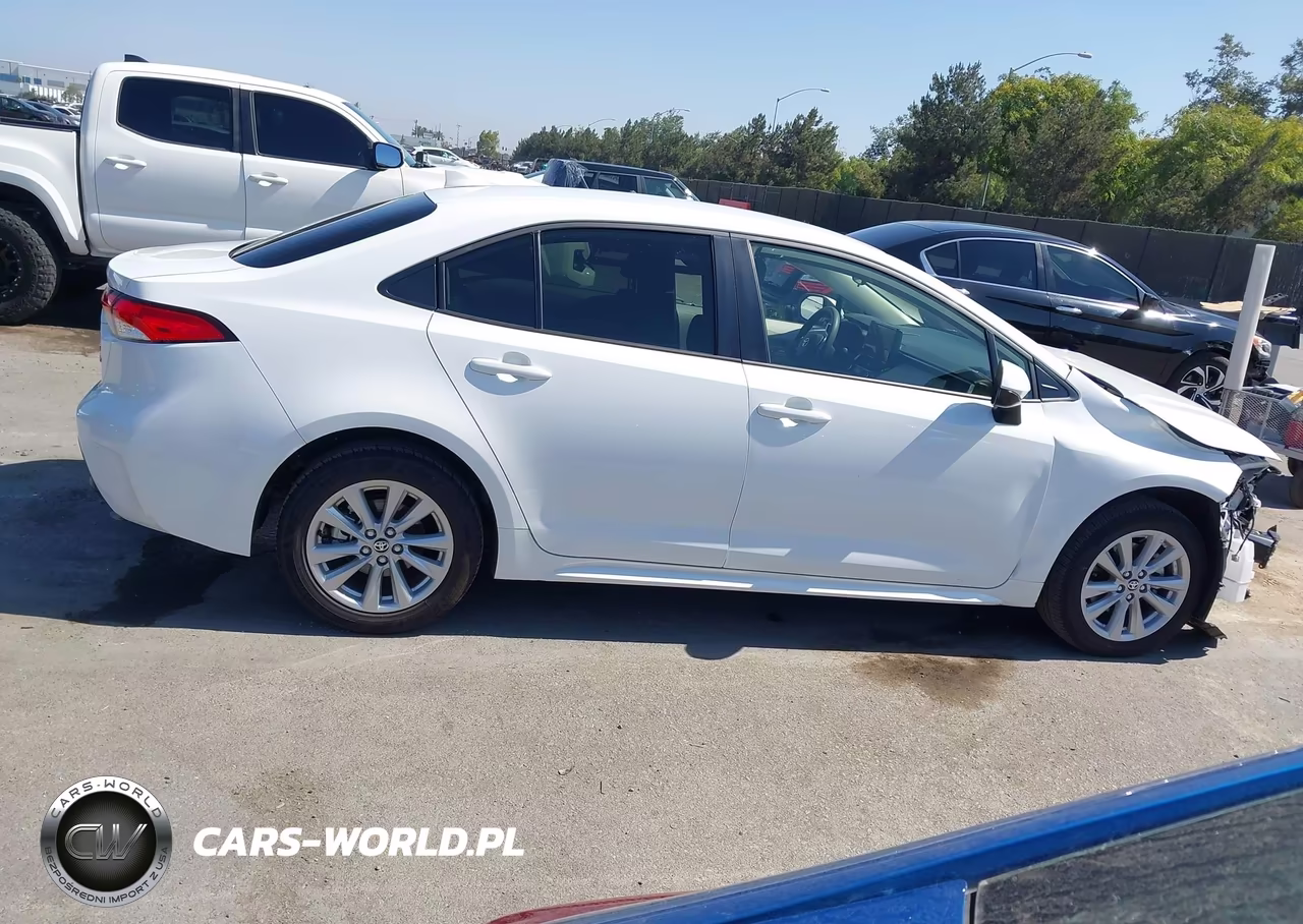 2026 Toyota Corolla Hybrid Hybrid Le VIN:JTDBCMFE4T3131011 - 14