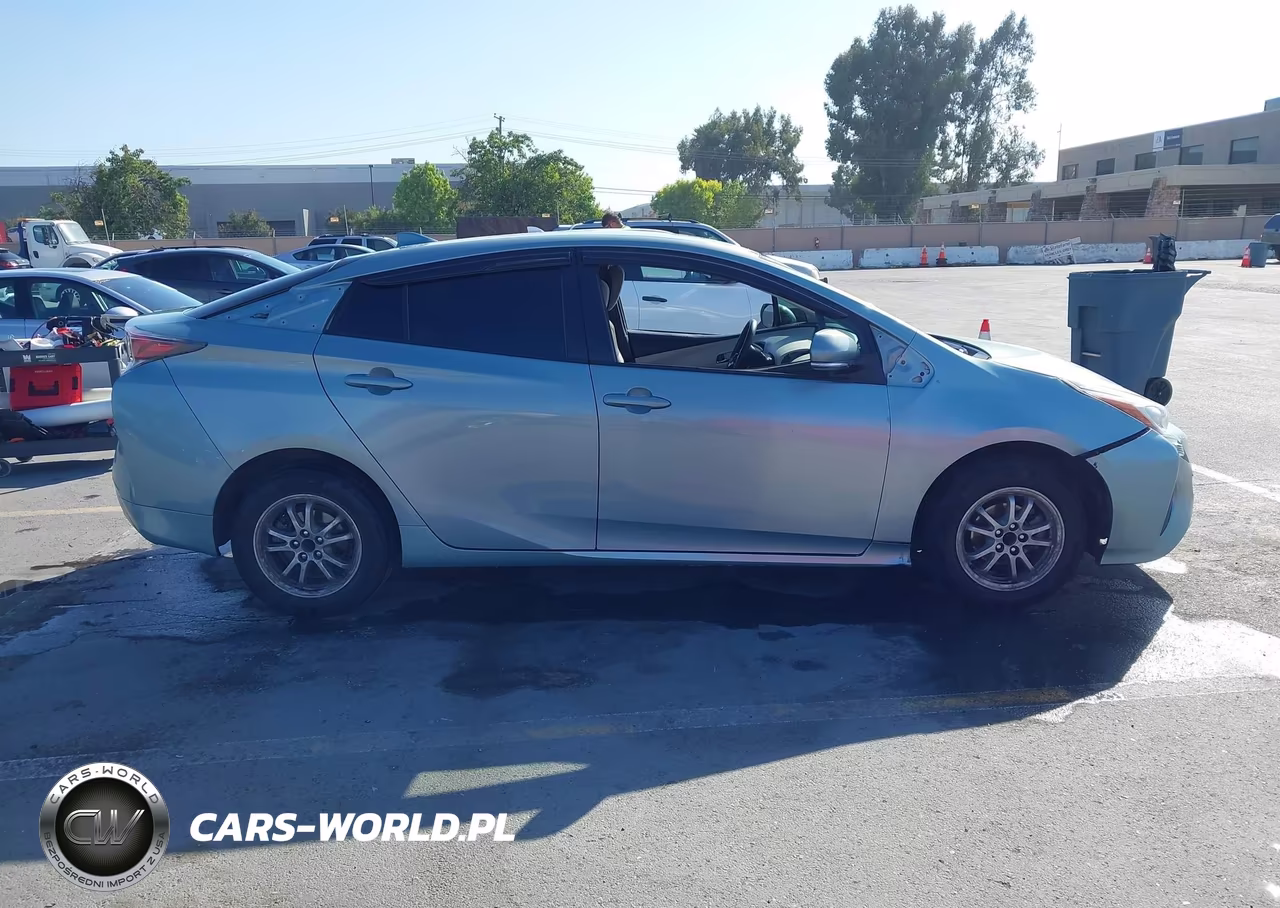 2016 Toyota Prius Two VIN:JTDKBRFU6G3504675 - 14