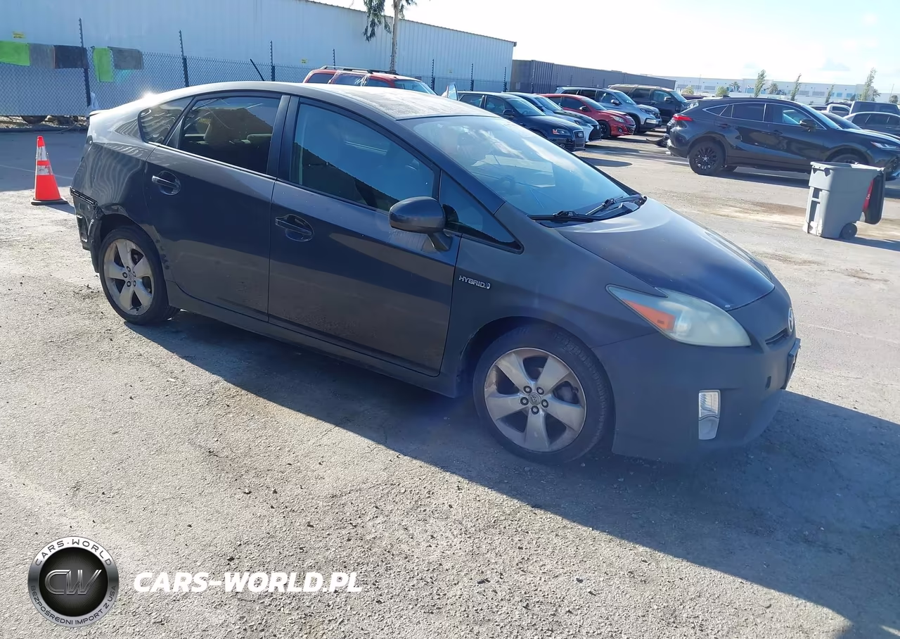 2011 Toyota Prius Three – zdjęcie 1 z 20