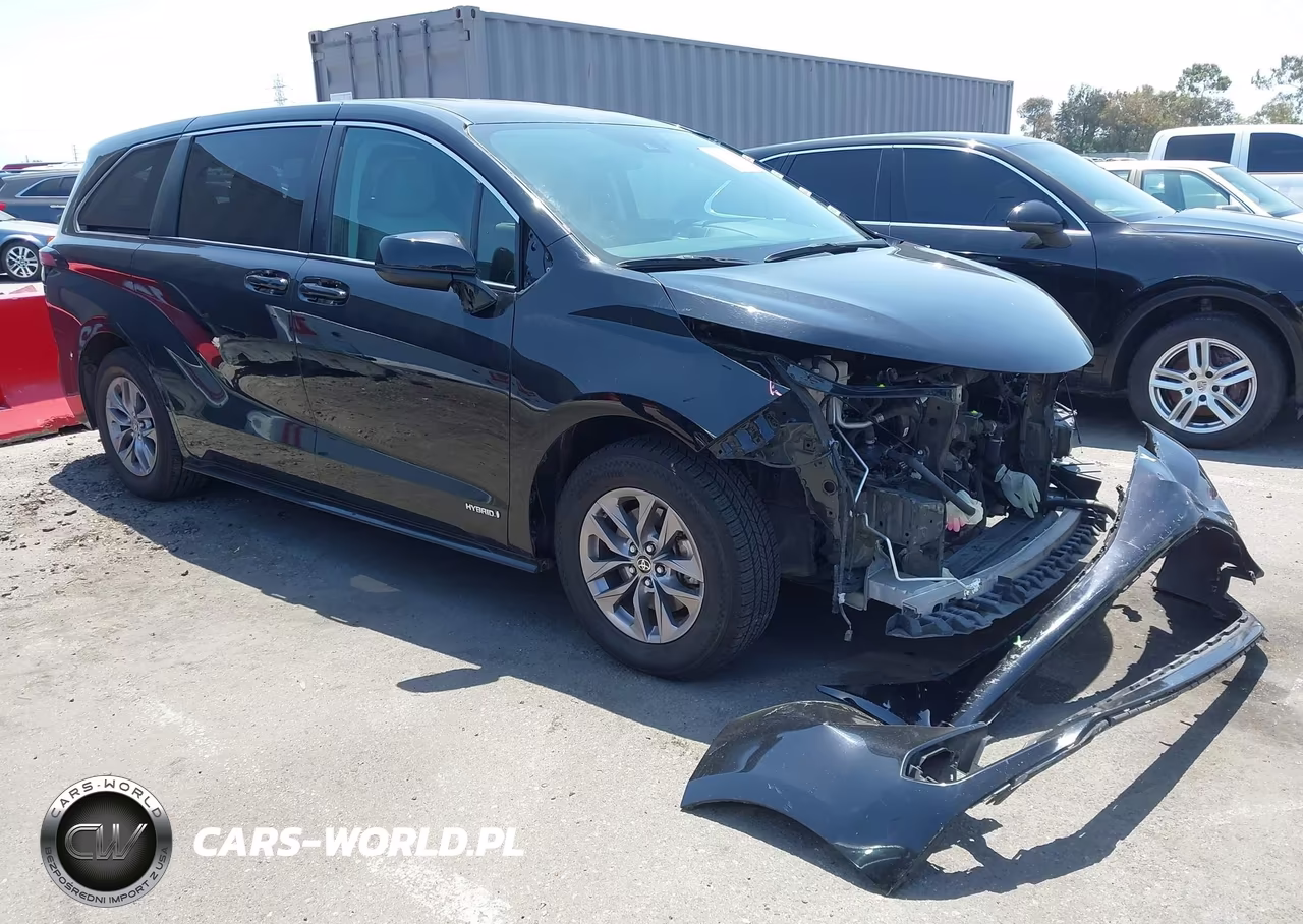 2021 Toyota Sienna Le – zdjęcie 1 z 19