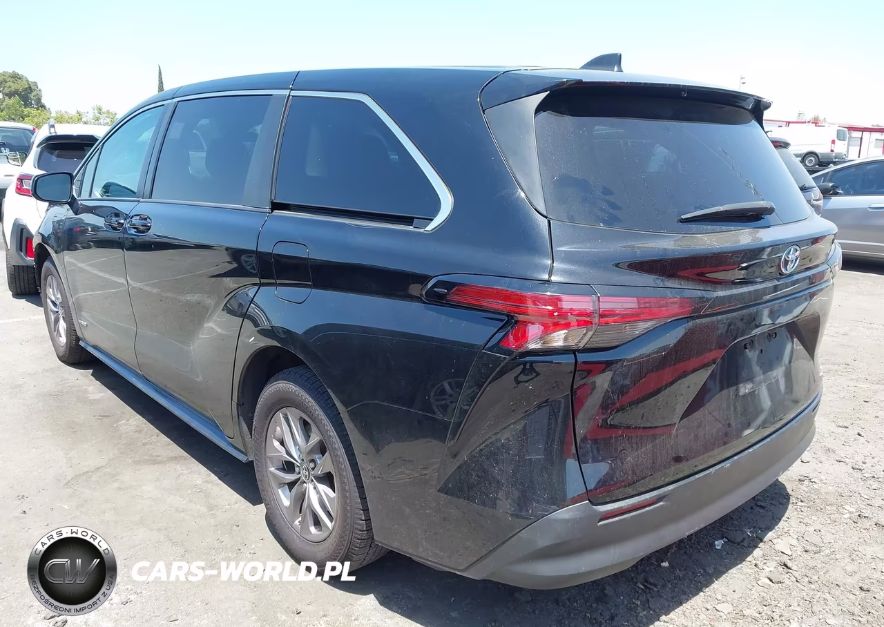 2021 Toyota Sienna Le VIN:5TDKRKEC2MS029452 - 3