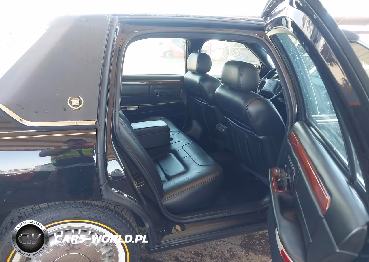 1997 Cadillac Deville Standard VIN:1G6KD54Y5VU257149 - 8