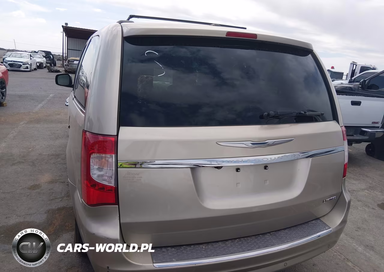 2014 Chrysler Town & Country Limited VIN:2C4RC1GG8ER468577 - 16