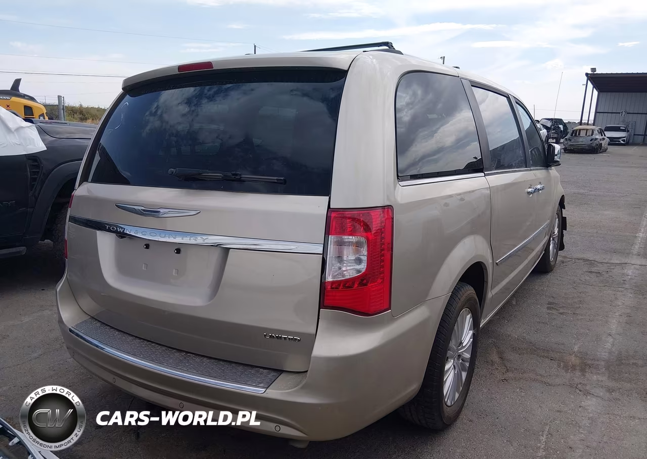 2014 Chrysler Town & Country Limited VIN:2C4RC1GG8ER468577 - 4