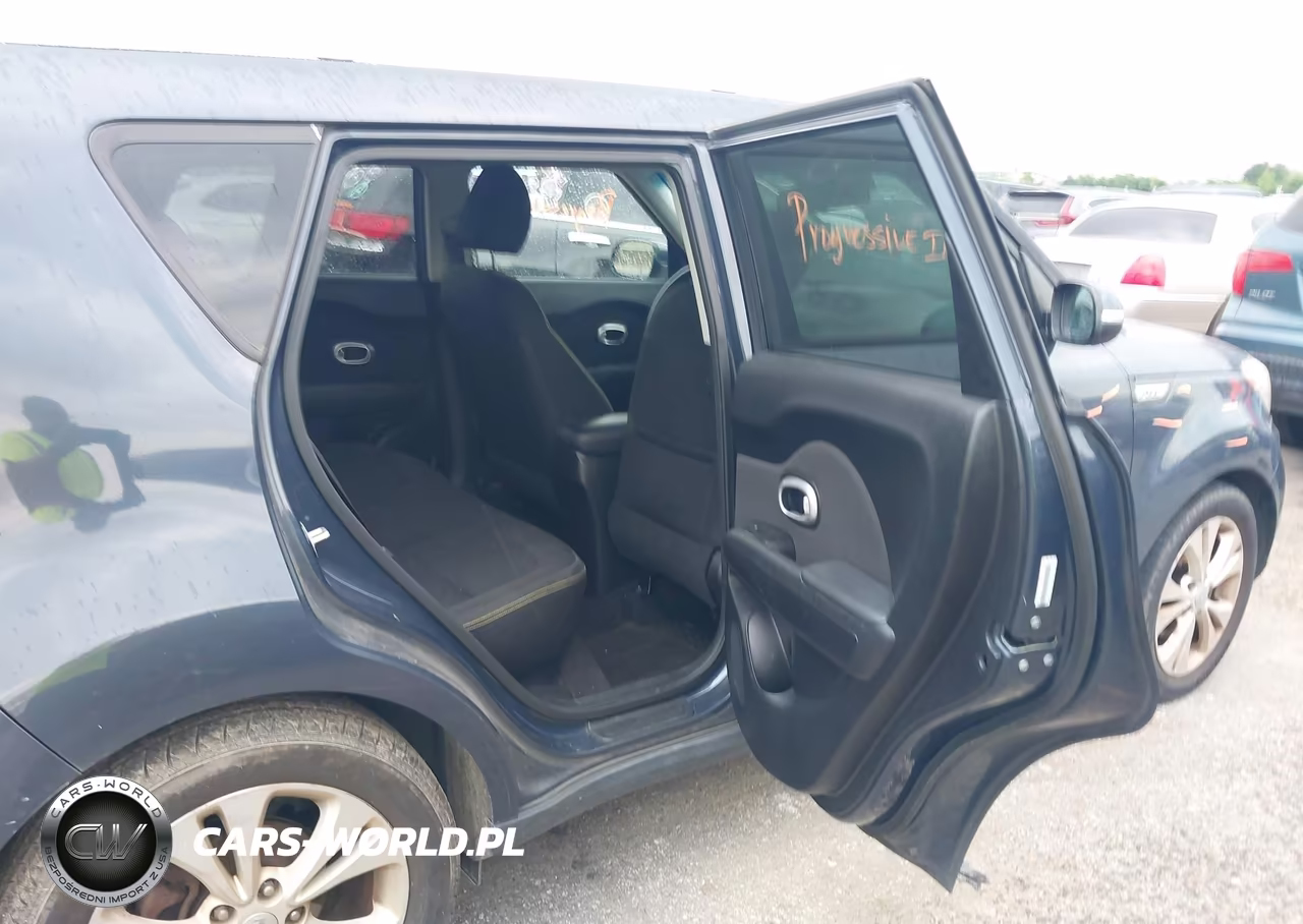 2014 Kia Soul + VIN:KNDJP3A54E7012615 - 8