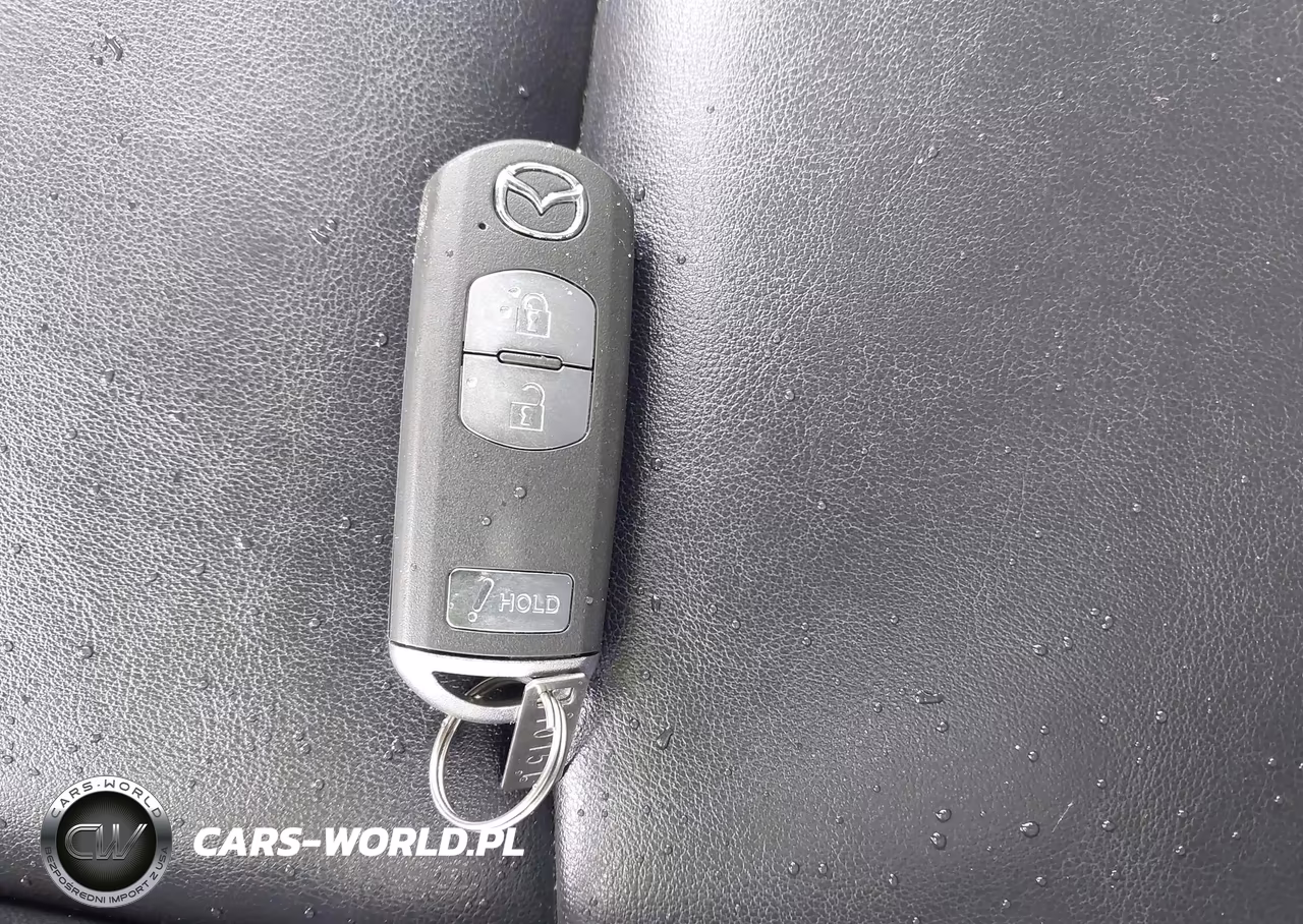 2018 Mazda Mazda3 Touring VIN:3MZBN1L31JM172569 - 11