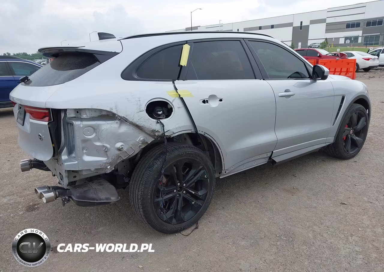 2021 Jaguar F-Pace Svr P550 Awd Automatic VIN:SADCZ2EE7MA688828 - 4