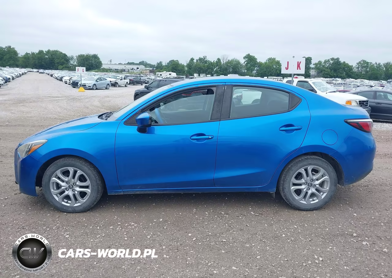 2018 Toyota Yaris Ia VIN:3MYDLBYVXJY323193 - 14