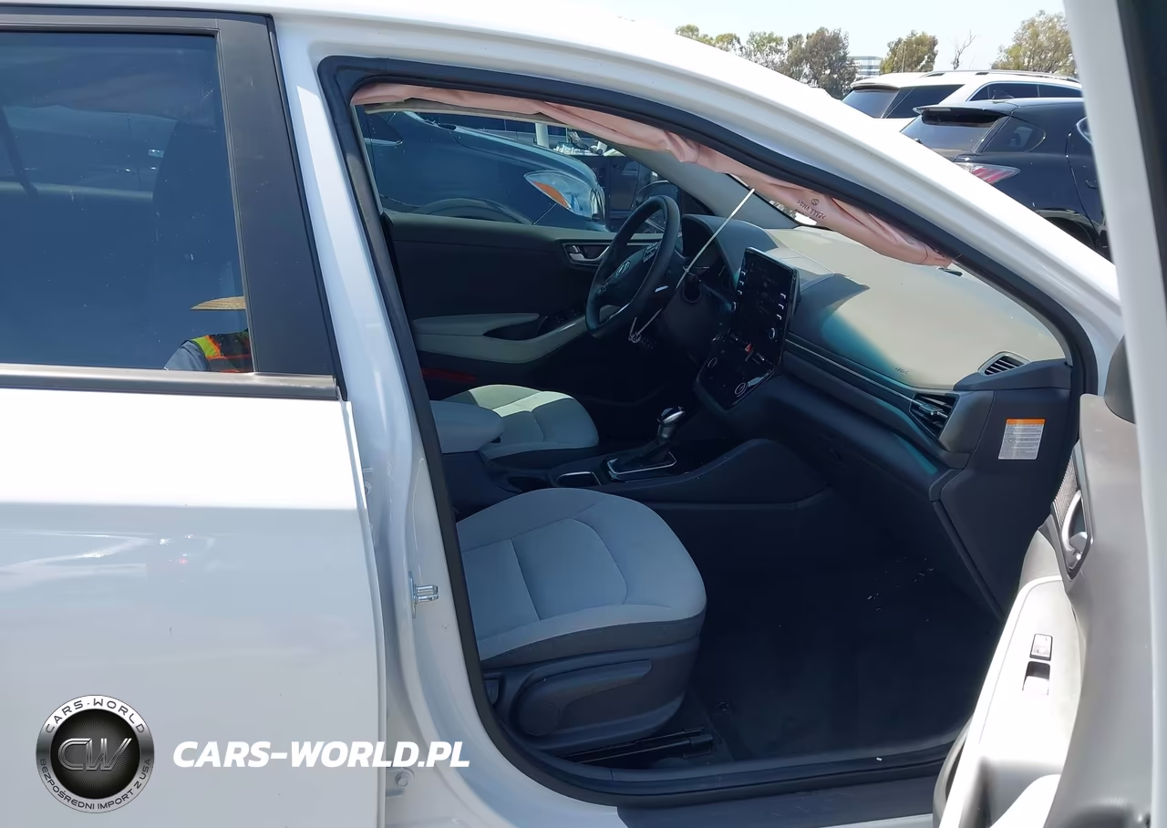 2021 Hyundai Ioniq Hybrid Blue VIN:KMHC65LC8MU252846 - 5