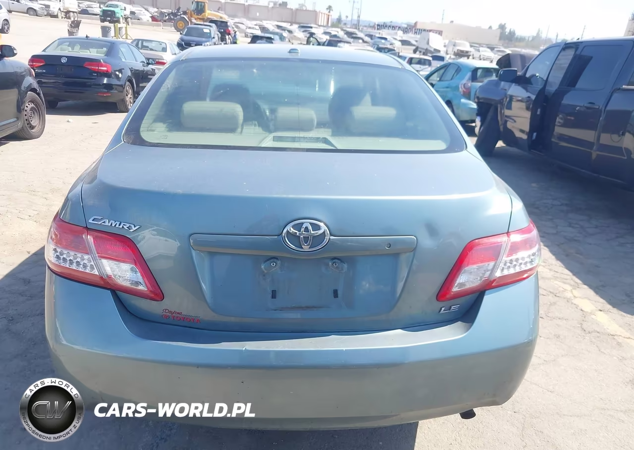 2011 Toyota Camry Le VIN:4T1BF3EK5BU660397 - 16
