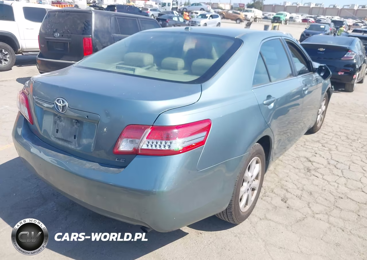 2011 Toyota Camry Le VIN:4T1BF3EK5BU660397 - 4