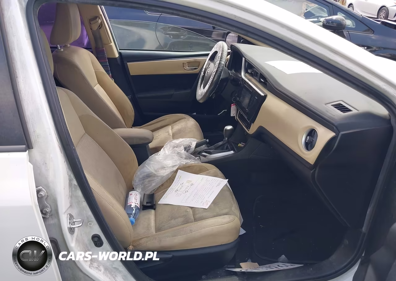 2017 Toyota Corolla Le VIN:5YFBURHE6HP703573 - 5