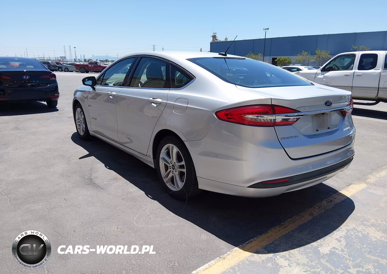 2018 Ford Fusion Hybrid S VIN:3FA6P0UU9JR271441 - 3