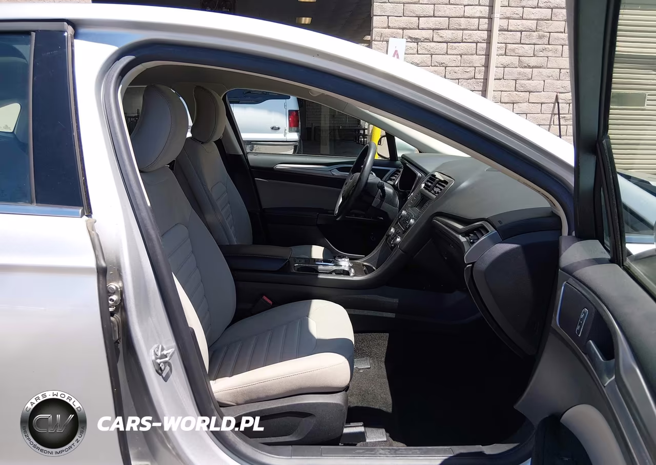 2018 Ford Fusion Hybrid S VIN:3FA6P0UU9JR271441 - 5