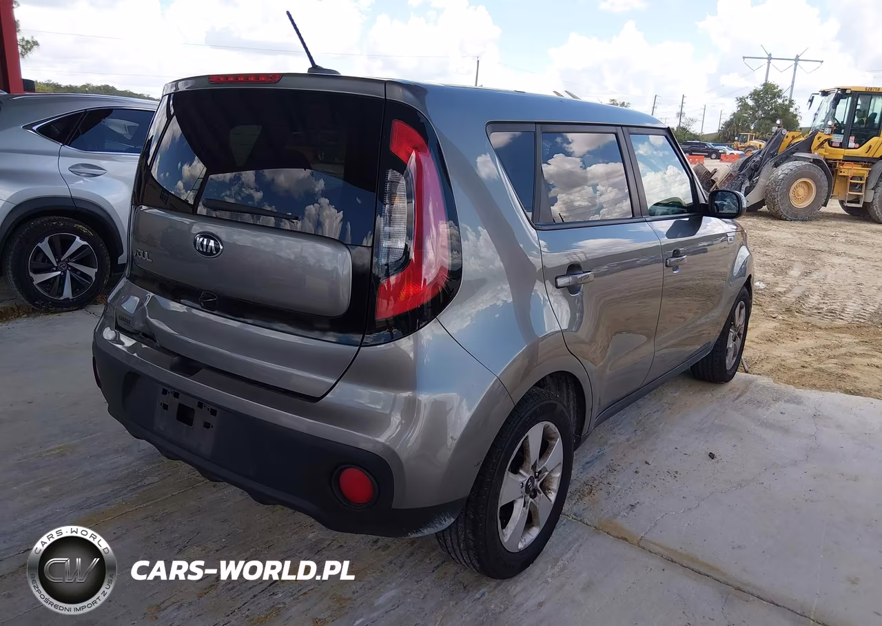 2017 Kia Soul VIN:KNDJN2A25H7473767 - 4