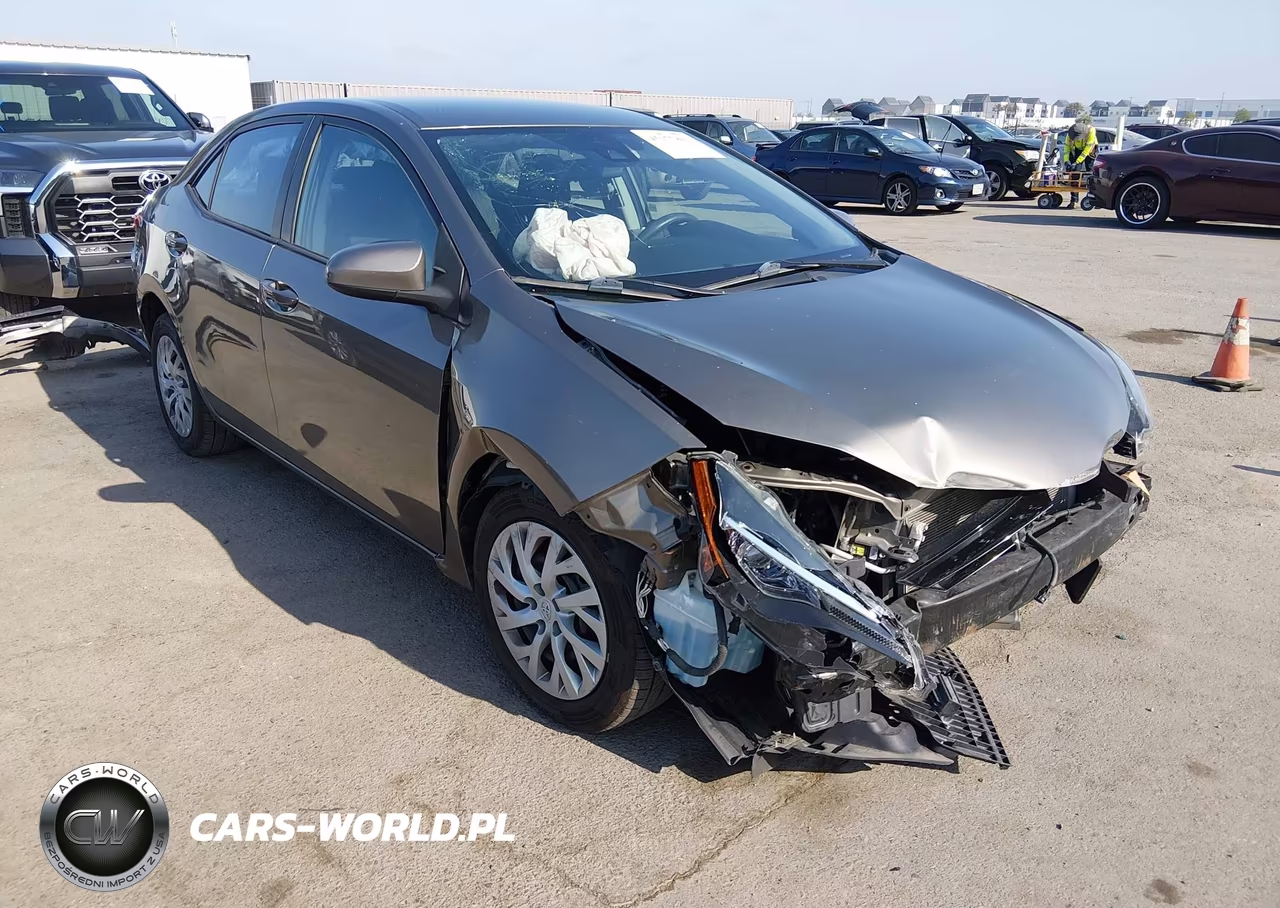 2018 Toyota Corolla Le – zdjęcie 1 z 17