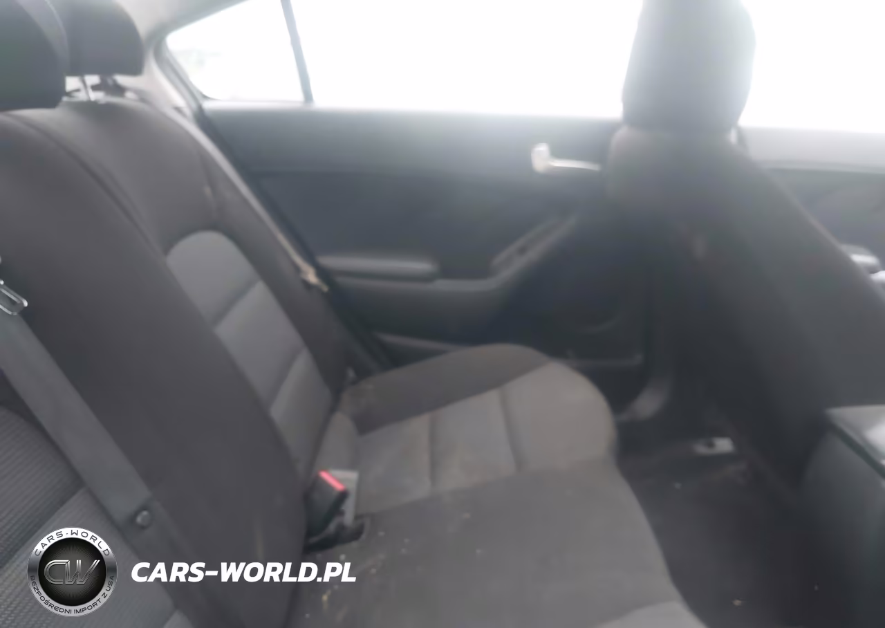 2017 Kia Forte Lx VIN:3KPFK4A7XHE045067 - 8