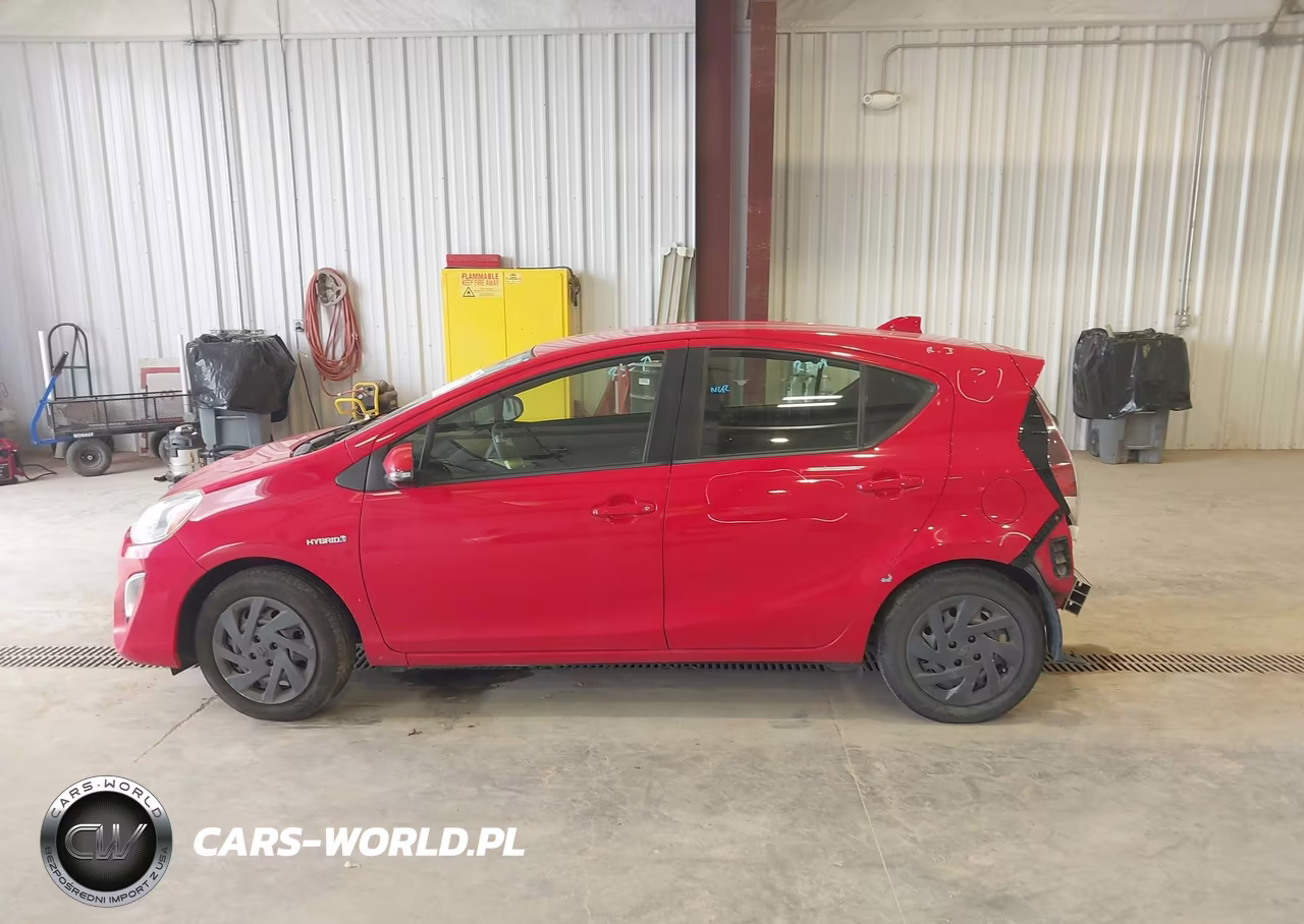 2015 Toyota Prius C Two VIN:JTDKDTB31F1101735 - 15