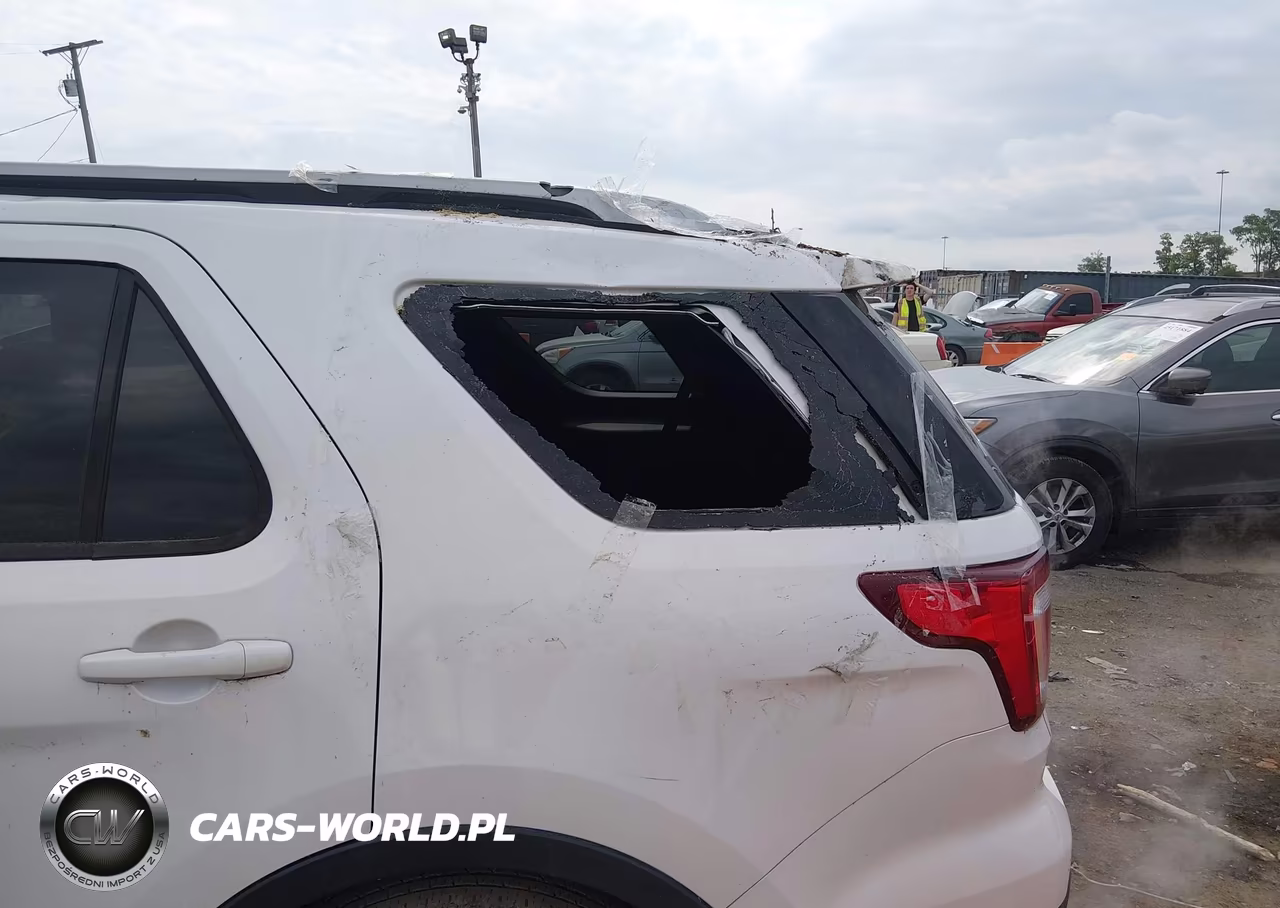 2016 Ford Explorer Xlt VIN:1FM5K7DH8GGA68777 - 6