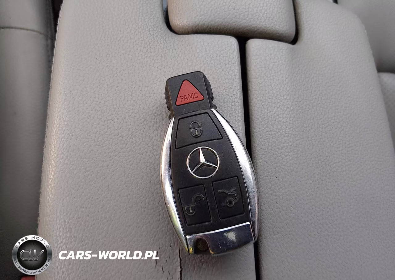 2012 Mercedes-Benz E 350 VIN:WDDHF5KBXCA590791 - 11