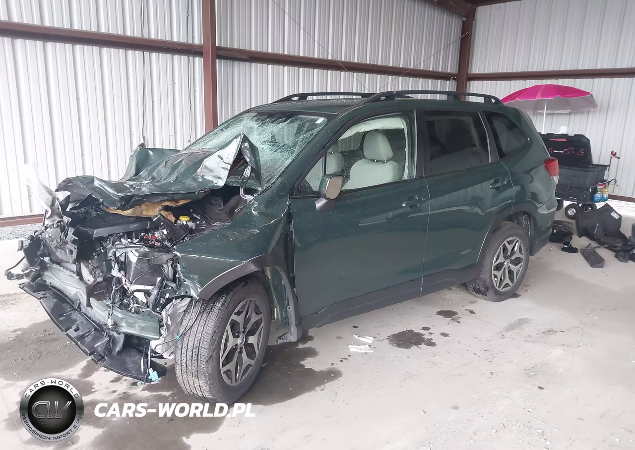 2024 Subaru Forester Premium VIN:JF2SKADC5RH501446 - 2
