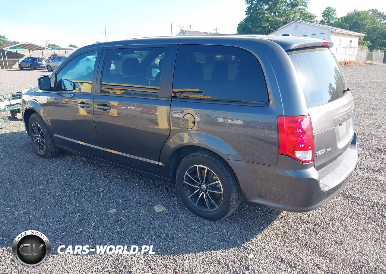 2018 Dodge Grand Caravan Se Plus VIN:2C4RDGBG1JR152939 - 3