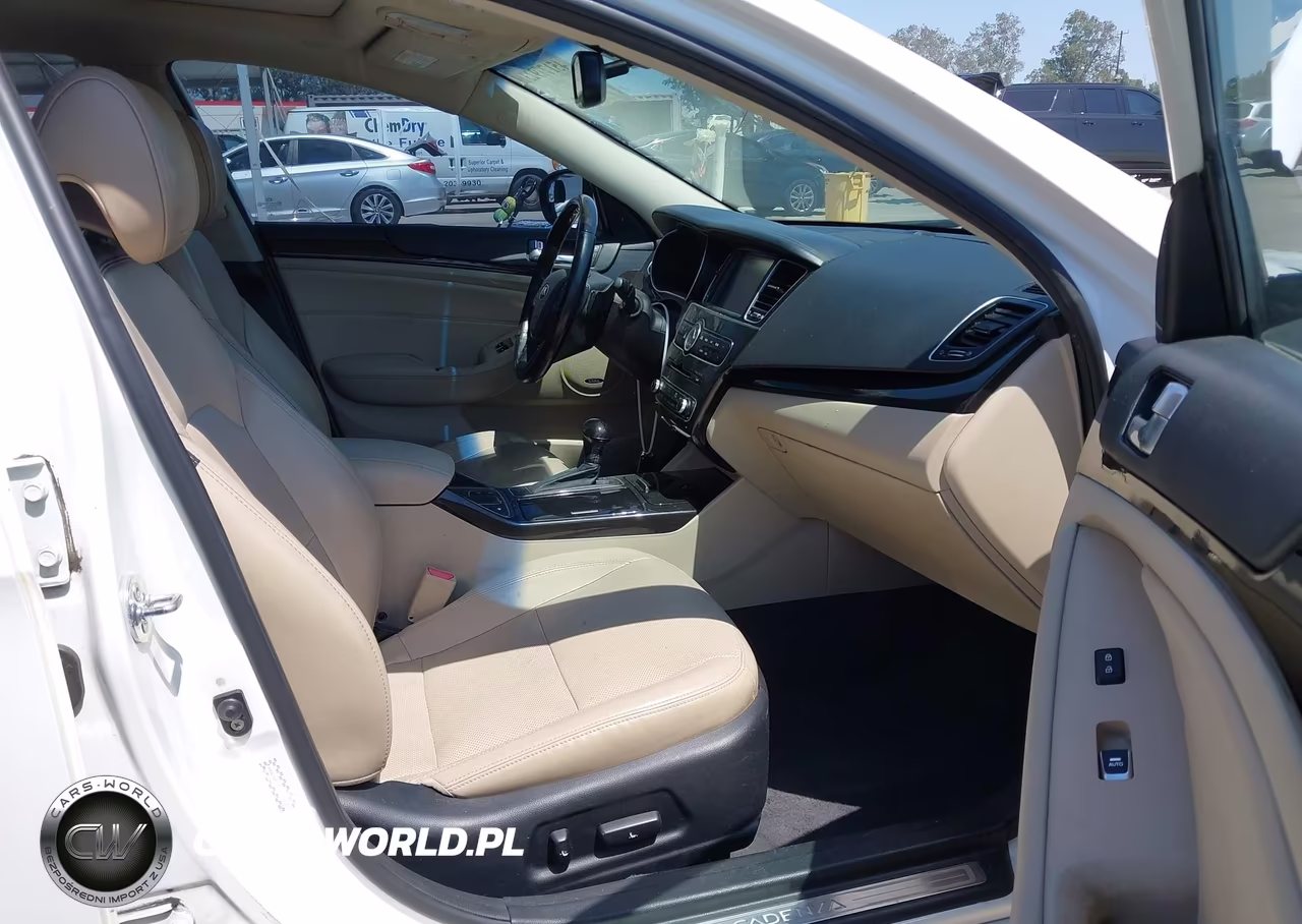 2014 Kia Cadenza Premium VIN:KNALN4D79E5126412 - 5
