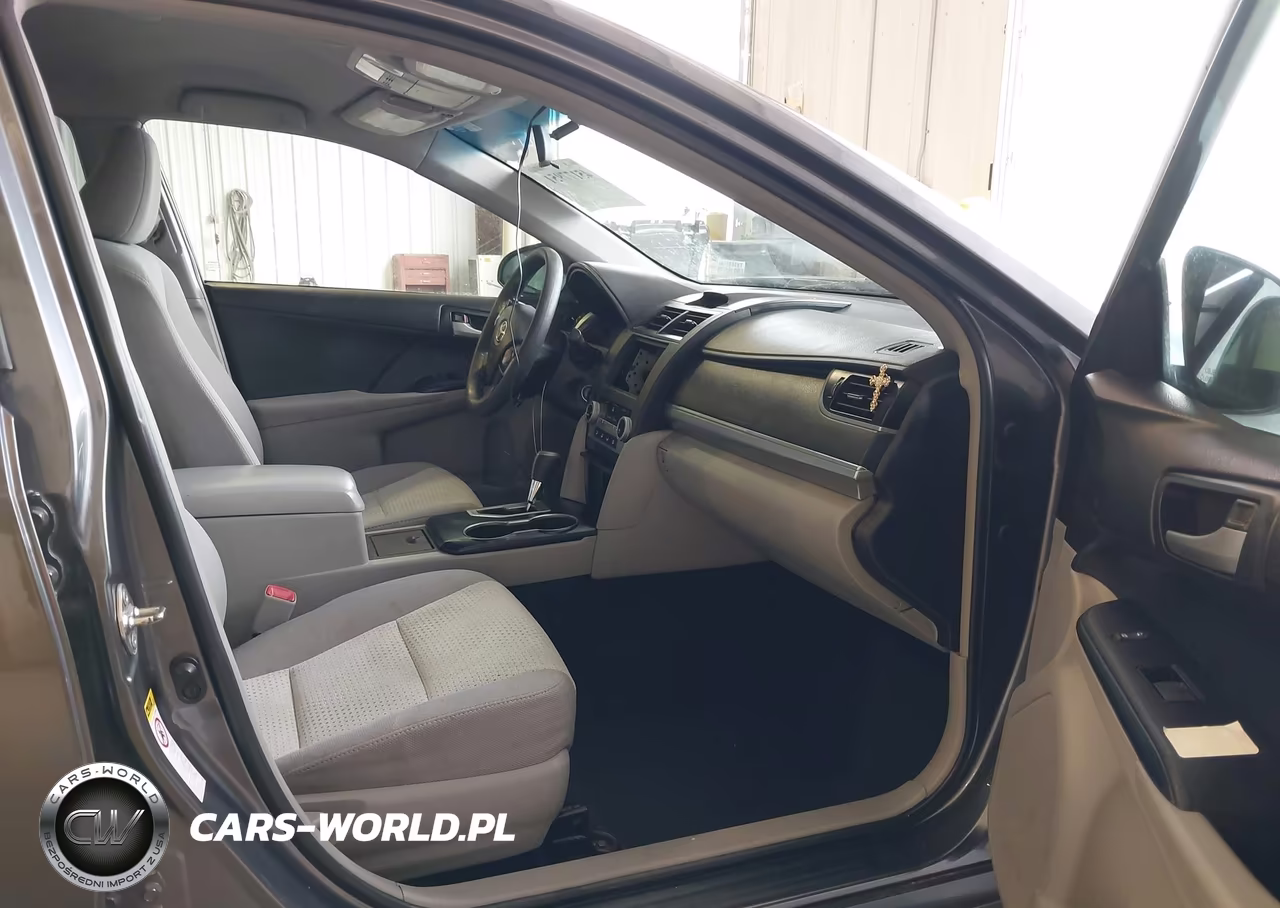 2014 Toyota Camry Le VIN:4T1BF1FK6EU364585 - 5