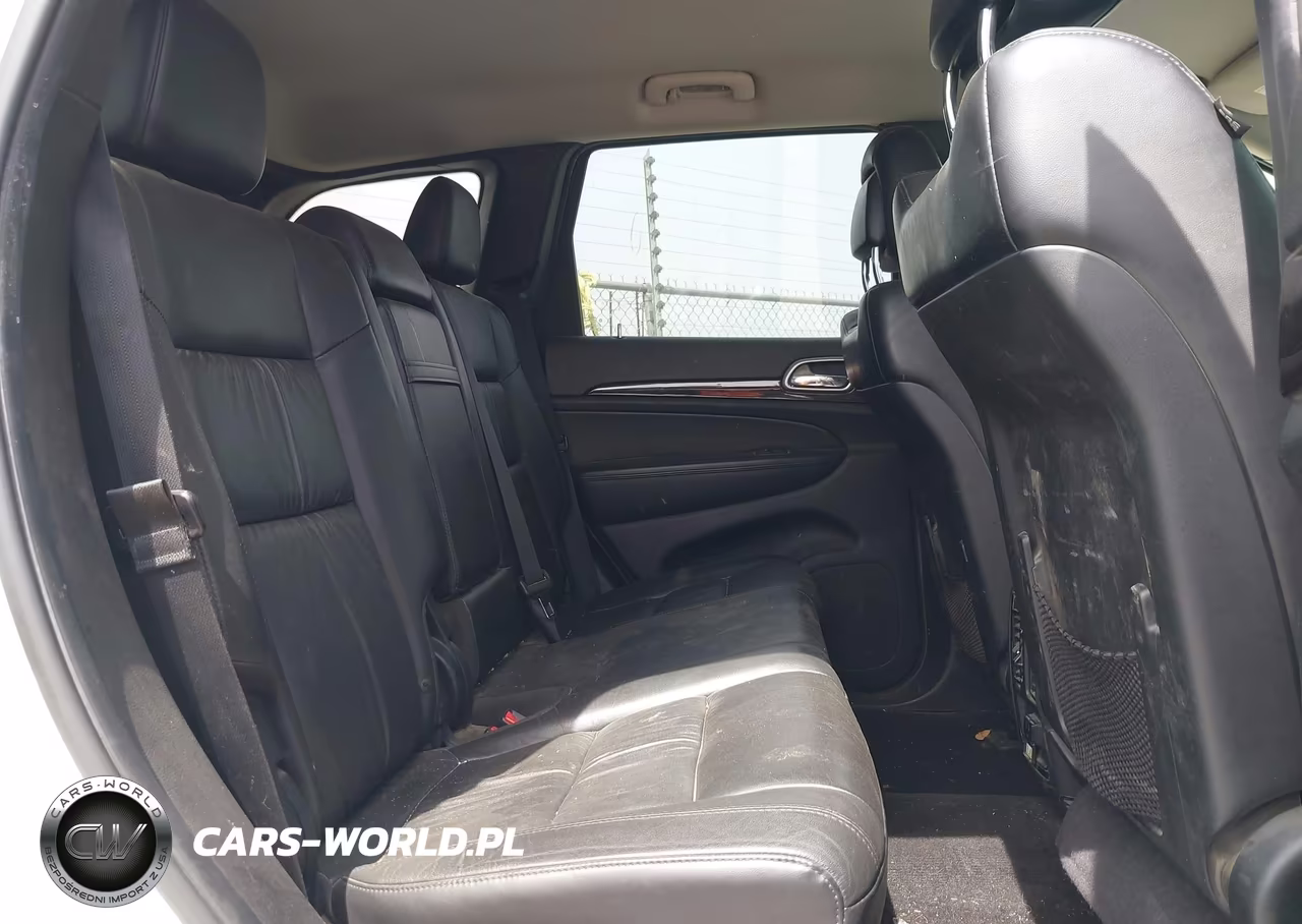 2013 Jeep Grand Cherokee Laredo VIN:1C4RJFAG4DC585964 - 8