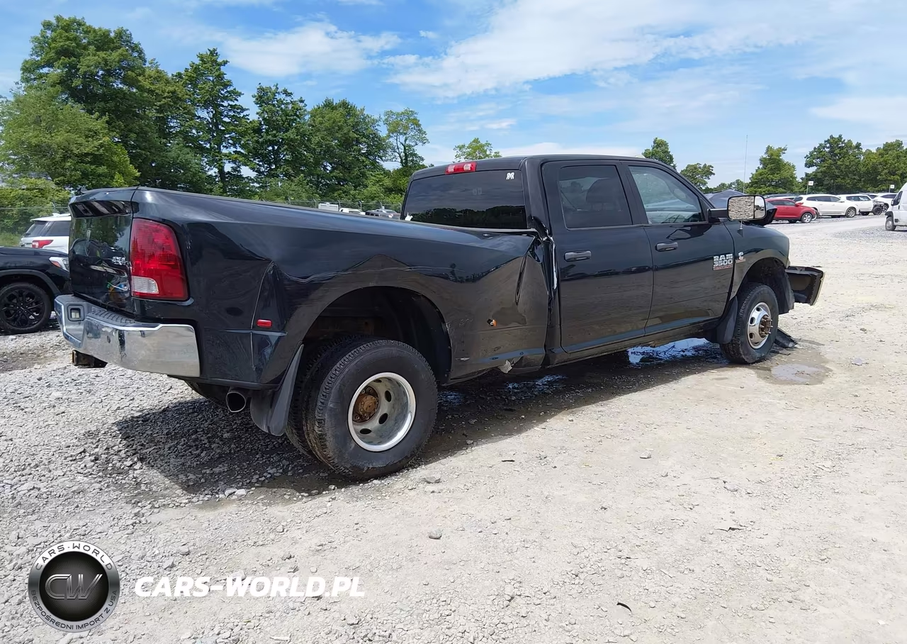2015 Ram 3500 Tradesman VIN:3C63RRGL8FG633686 - 4