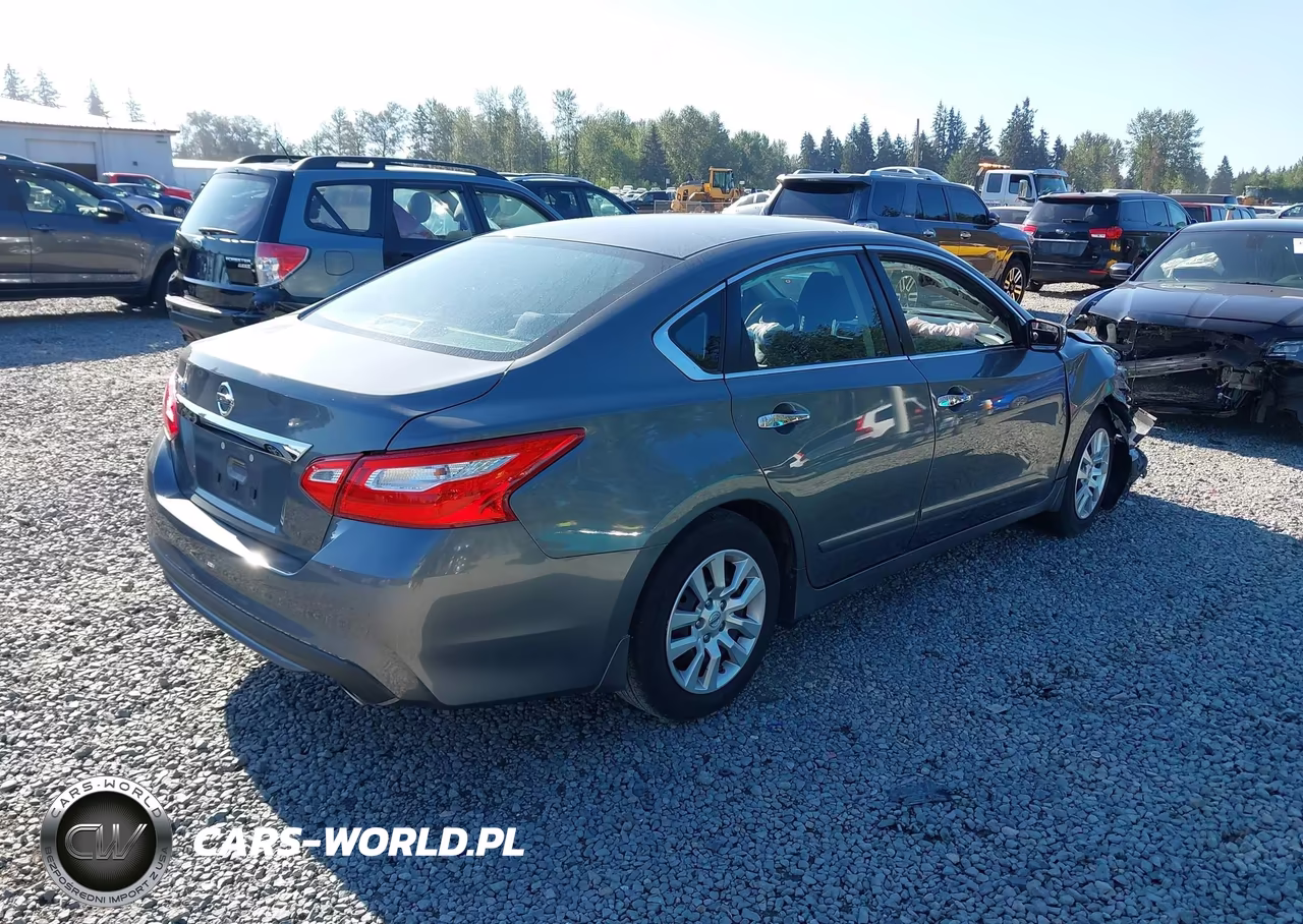 2016 Nissan Altima 2.5 S VIN:1N4AL3AP3GN340898 - 4