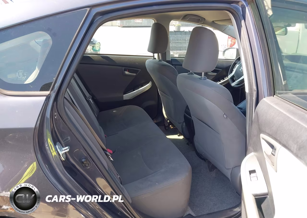 2013 Toyota Prius Plug-In VIN:JTDKN3DP9D3038138 - 8