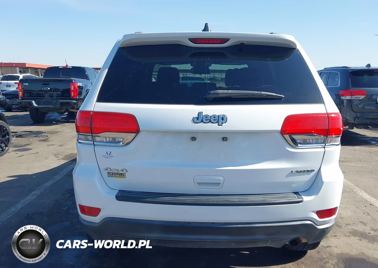 2015 Jeep Grand Cherokee Laredo VIN:1C4RJFAGXFC833248 - 16