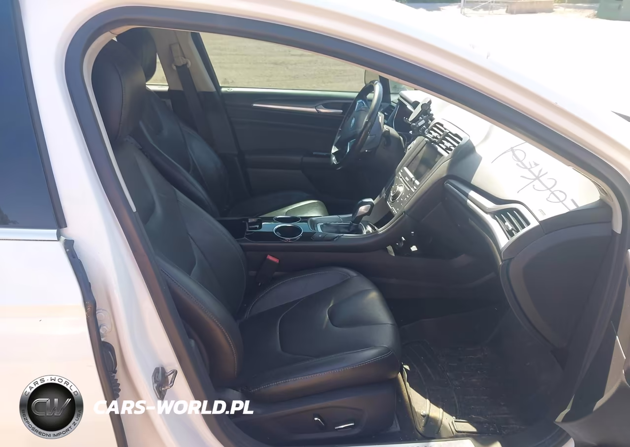 2013 Ford Fusion Titanium VIN:3FA6P0D9XDR260173 - 5