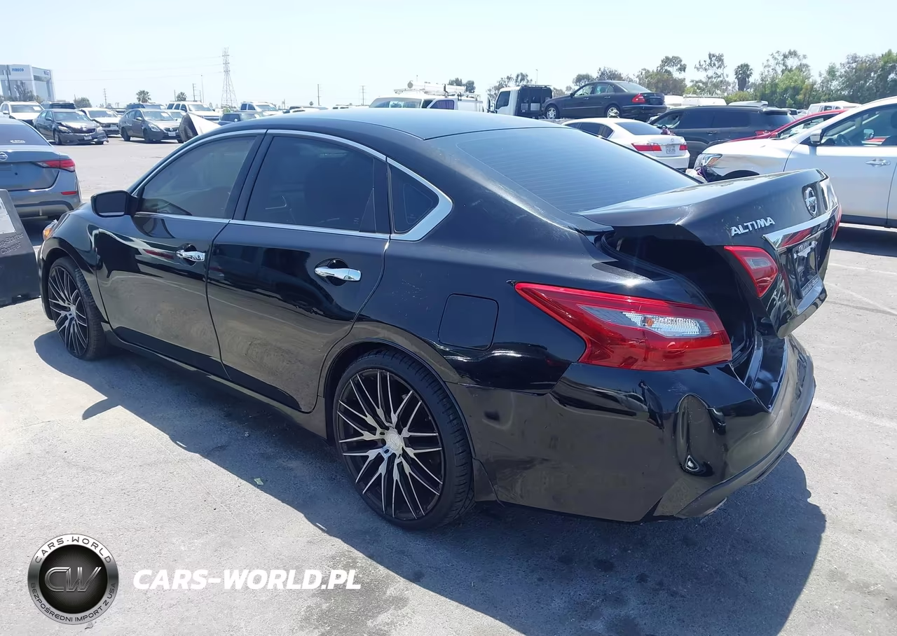 2018 Nissan Altima 2.5 S VIN:1N4AL3AP2JC153011 - 3