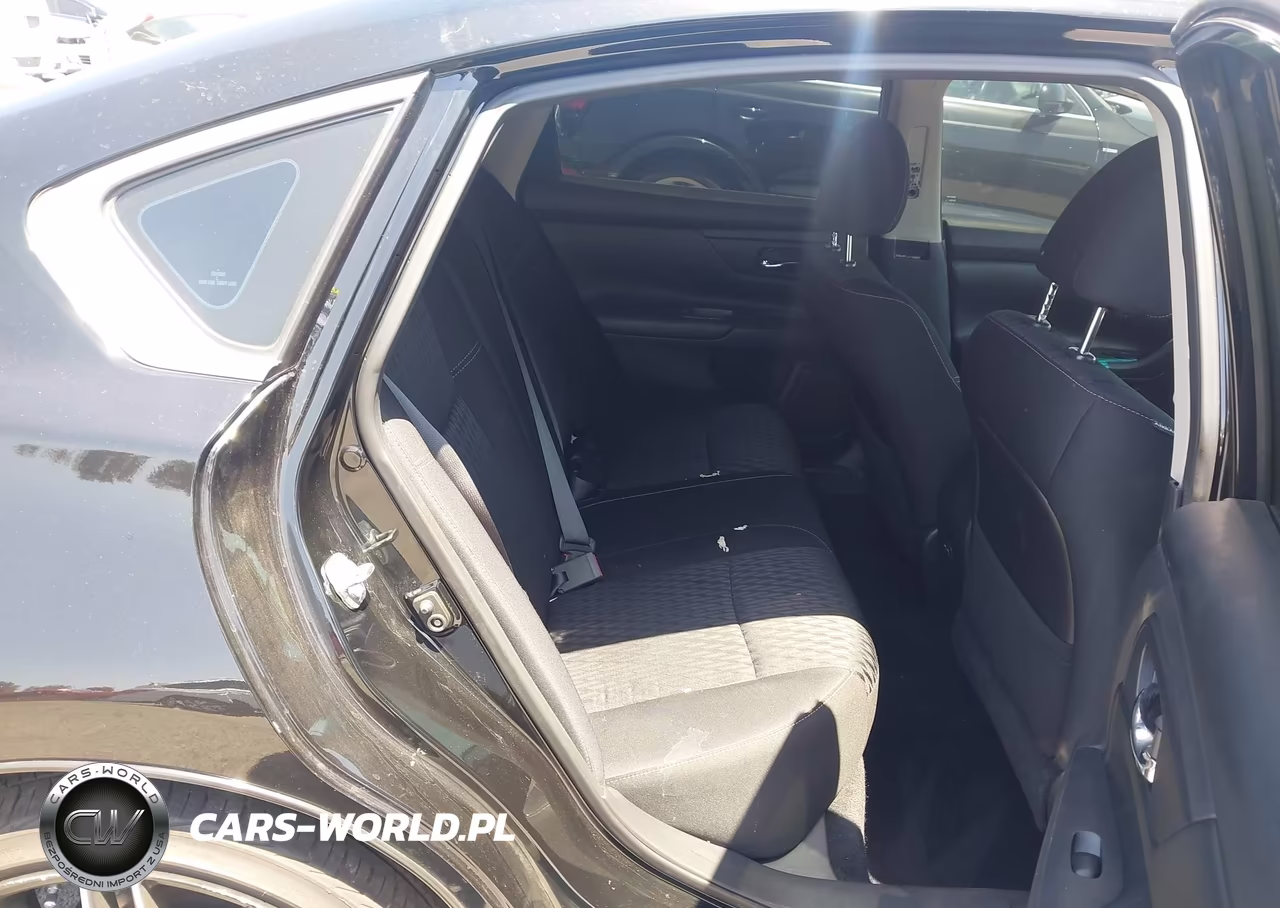 2018 Nissan Altima 2.5 S VIN:1N4AL3AP2JC153011 - 8