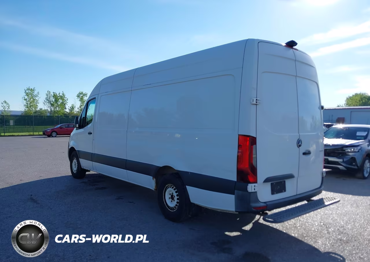 2019 Mercedes-Benz Sprinter 2500 High Roof V6 VIN:WD3PF1CD6KP057101 - 3