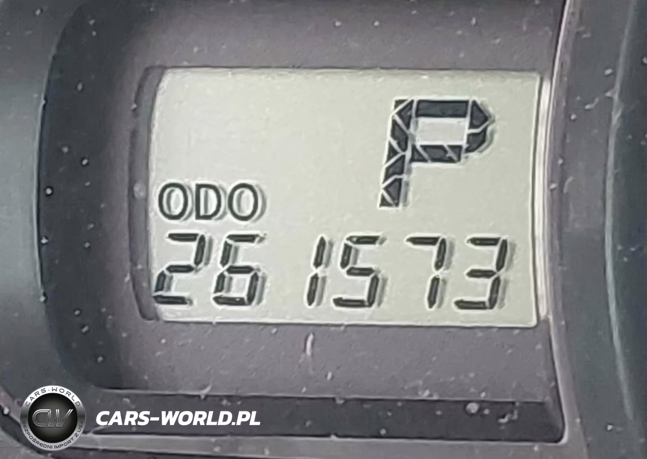 2011 Toyota Sienna Le V6 VIN:5TDKK3DCXBS095028 - 15