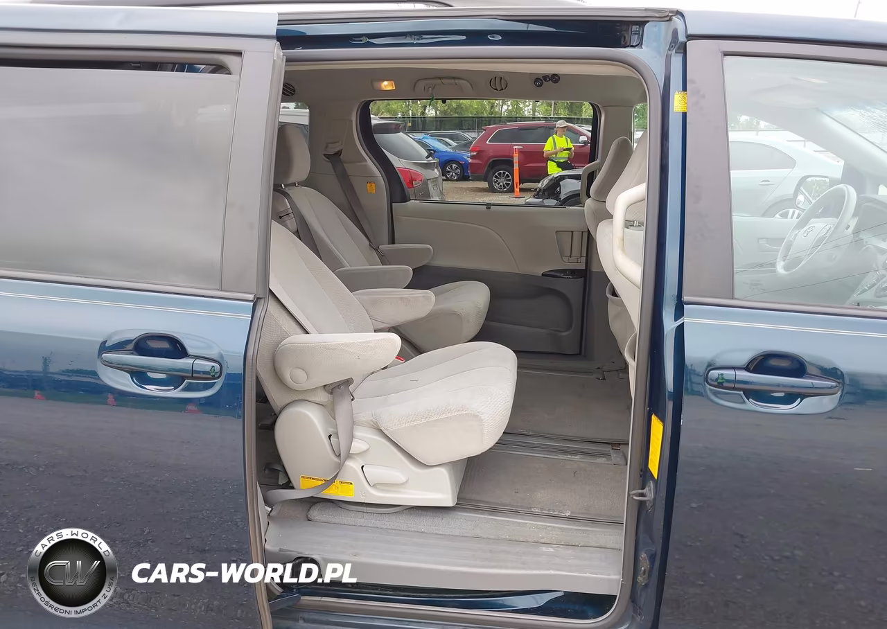 2011 Toyota Sienna Le V6 VIN:5TDKK3DCXBS095028 - 8